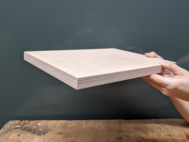 白樺間伐材合板